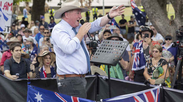 Hundreds join 'Australia first' rally despite calls to stop