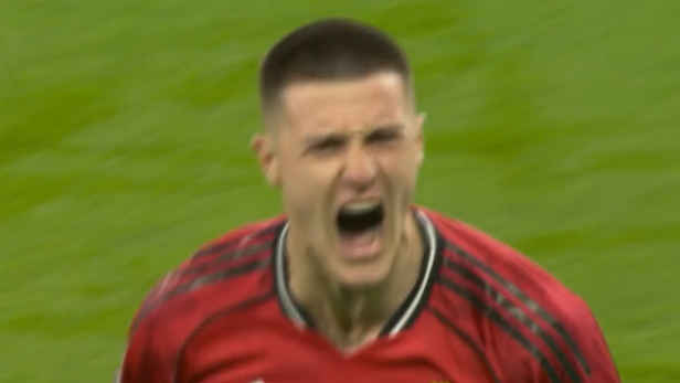 United's 'magic' resurgence under new coach continues